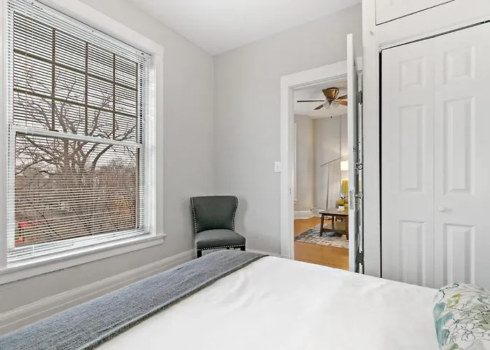 Comfy 2br Near Wrigley Field - Grace 3